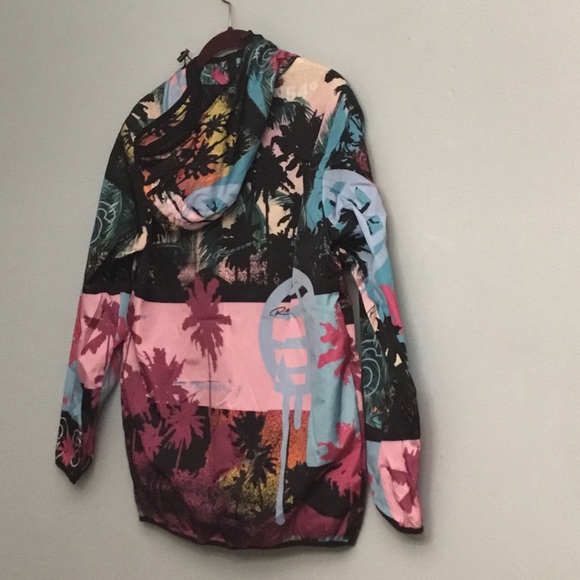 REASON Jacket - Picture 4 of 14